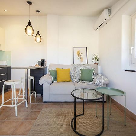 Romantic Duplex With Terrace And Great Views Girona Esterno foto
