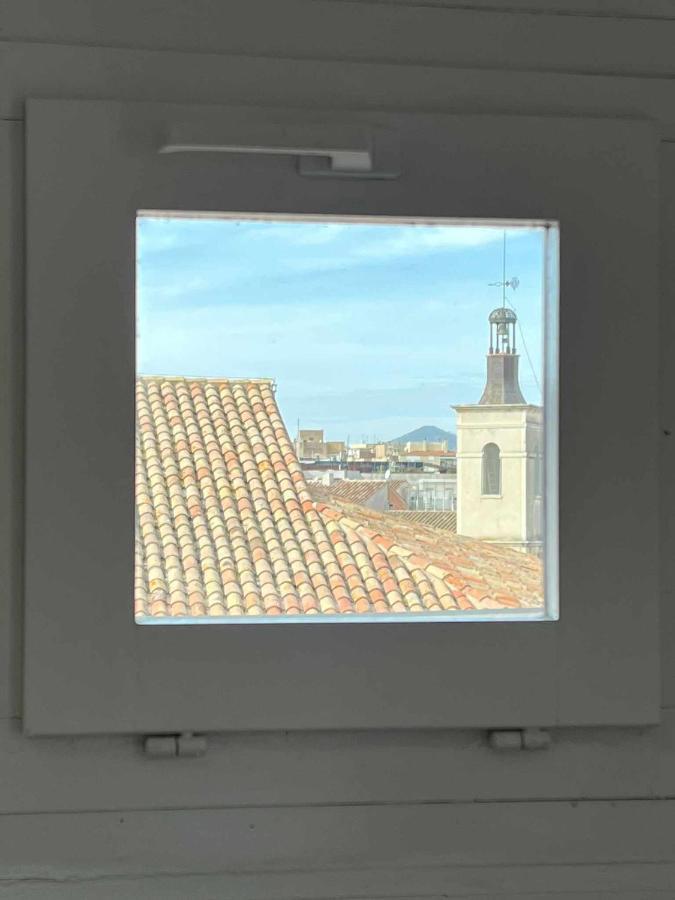 Romantic Duplex With Terrace And Great Views Girona Esterno foto
