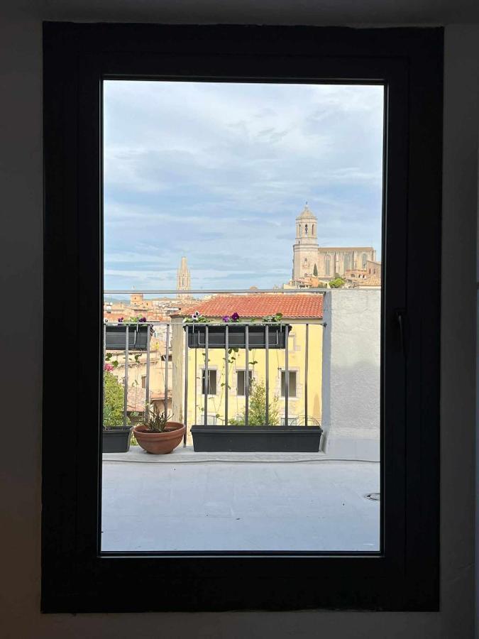Romantic Duplex With Terrace And Great Views Girona Esterno foto