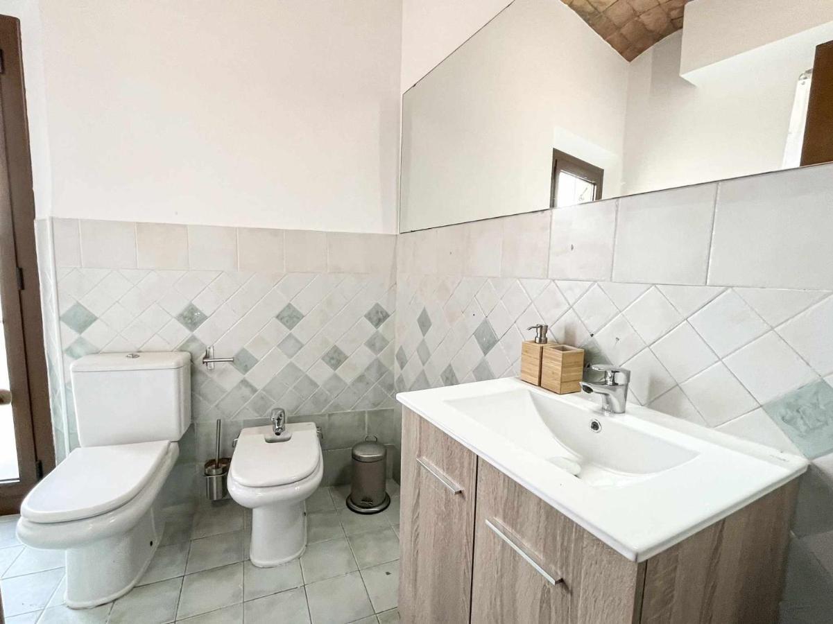 Romantic Duplex With Terrace And Great Views Girona Esterno foto