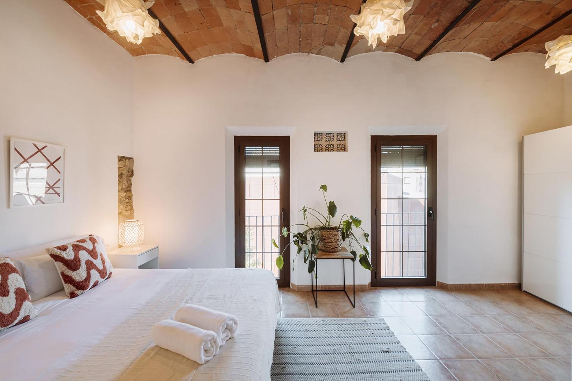 Romantic Duplex With Terrace And Great Views Girona Esterno foto