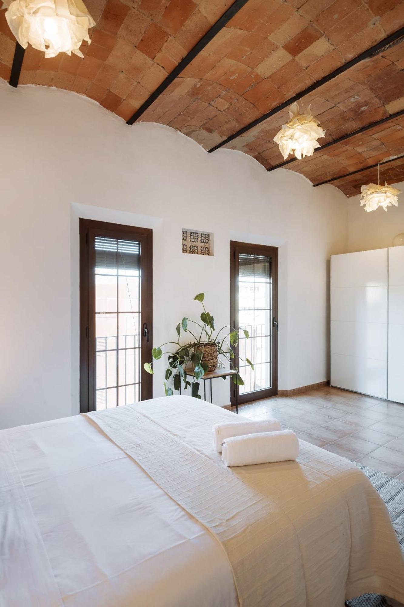 Romantic Duplex With Terrace And Great Views Girona Esterno foto