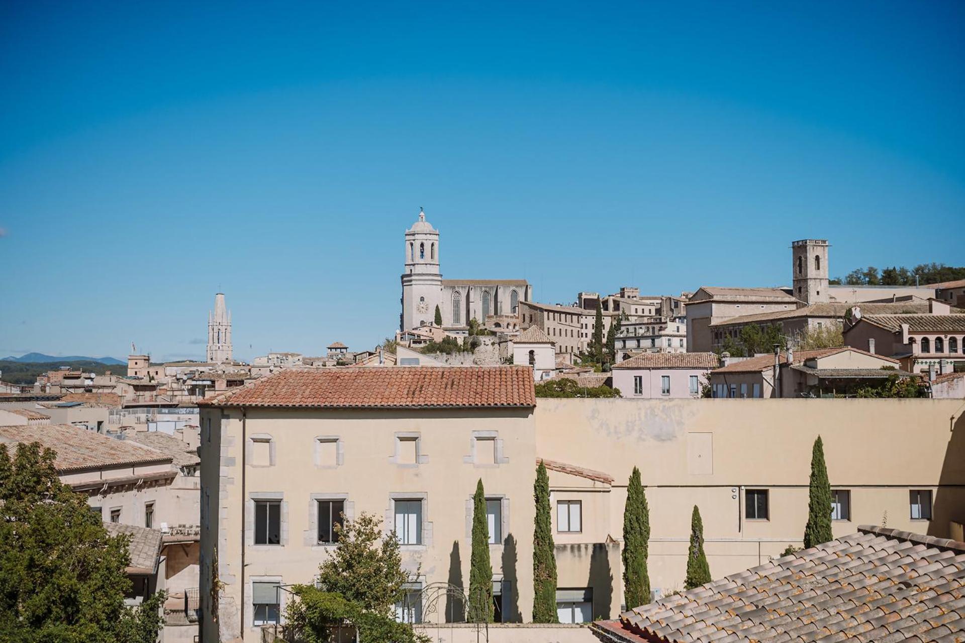 Romantic Duplex With Terrace And Great Views Girona Esterno foto