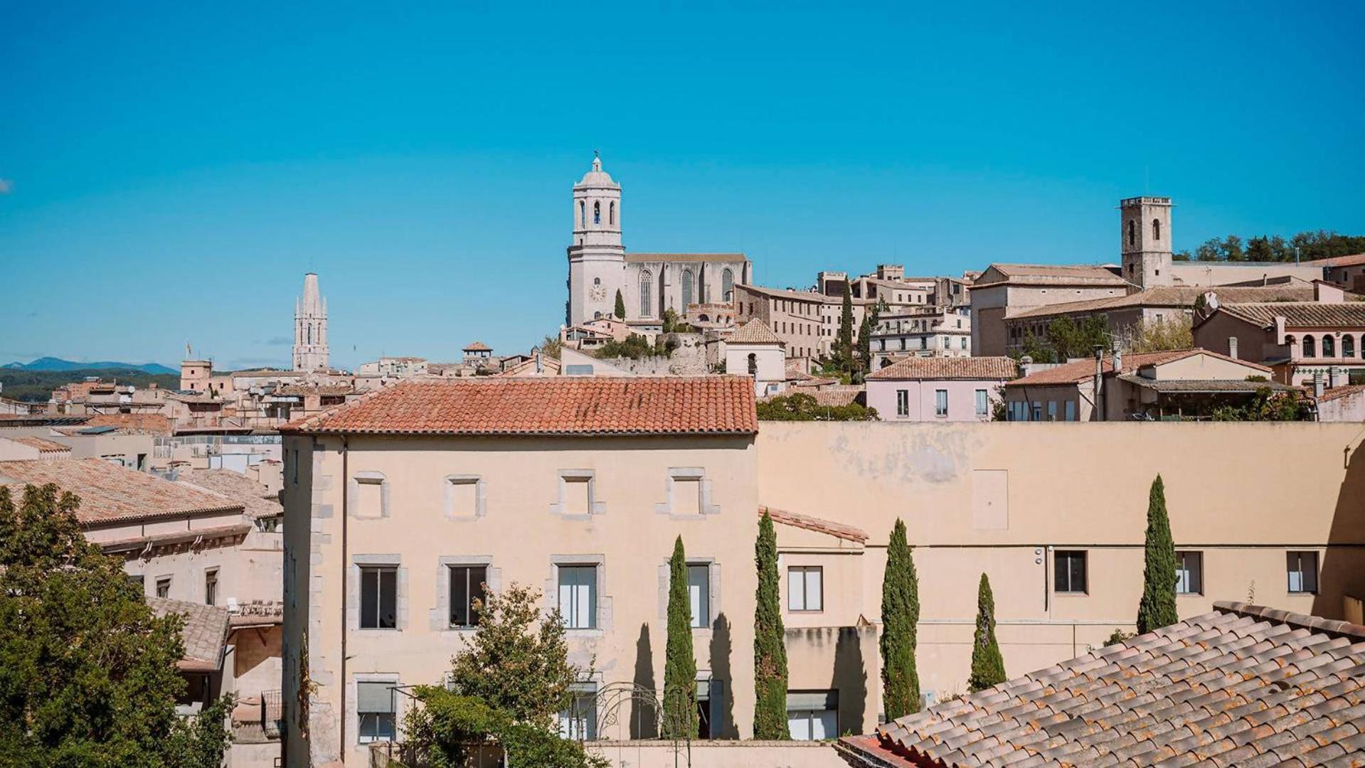 Romantic Duplex With Terrace And Great Views Girona Camera foto